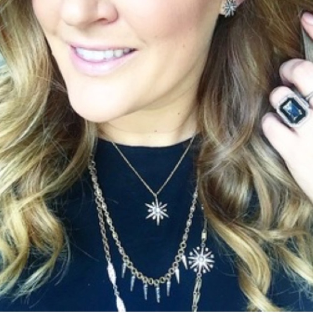Statement Necklace - Picture 7 of 8